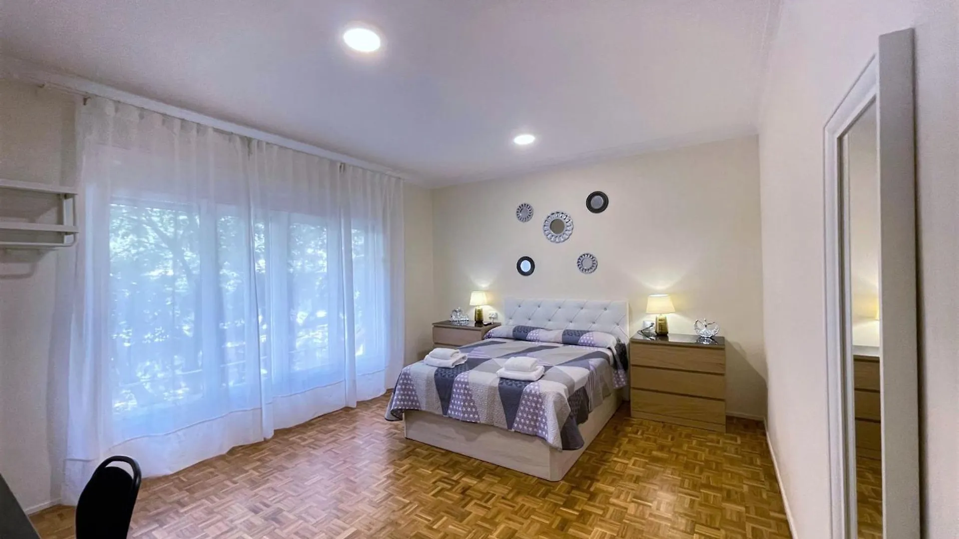 Alojamiento Villaroel Barcelona Spain