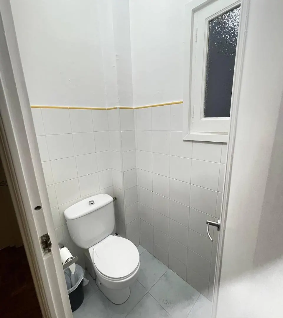 Alojamiento Villaroel Barcelona Bed & Breakfast